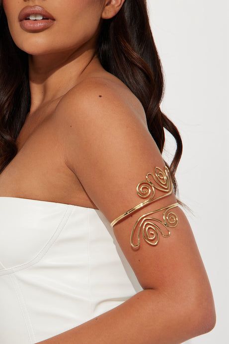 ARM CUFF COLLECTION