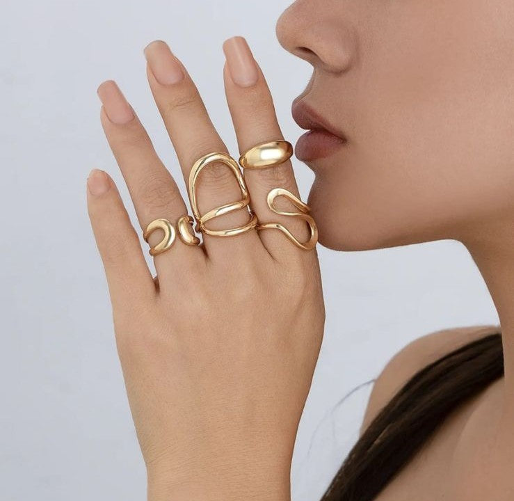 ✨ Abstract Gold Rings Set – Trendy Minimal Statement Jewelry